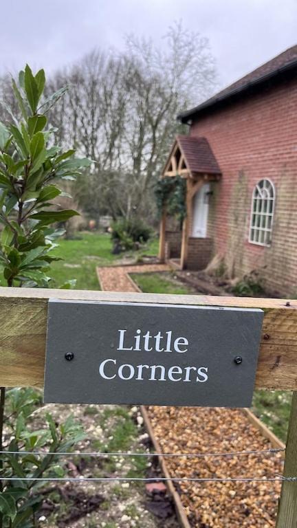 Little Corners Shawford Exterior foto